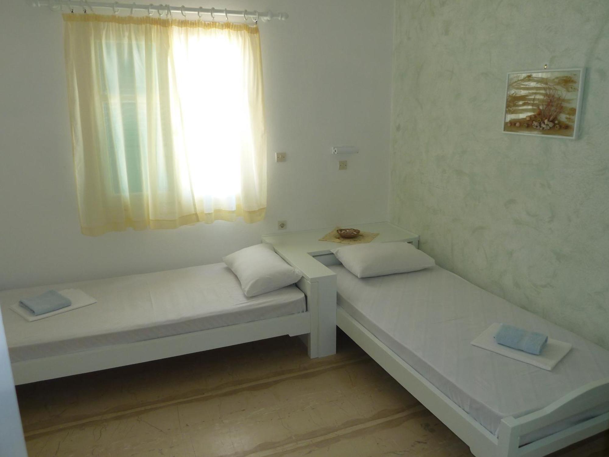 Four Seasons Rooms & Apartments Иос Экстерьер фото
